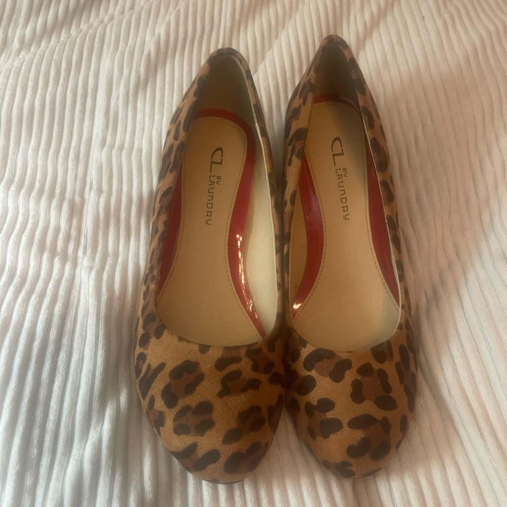 CL by Laundry Brown Leopard Flats